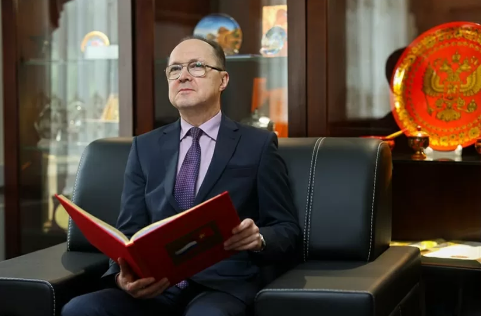 Посол РФ во Вьетнаме Г. Бездетко: Мы смотрим в будущее с уверенностью и оптимизмом