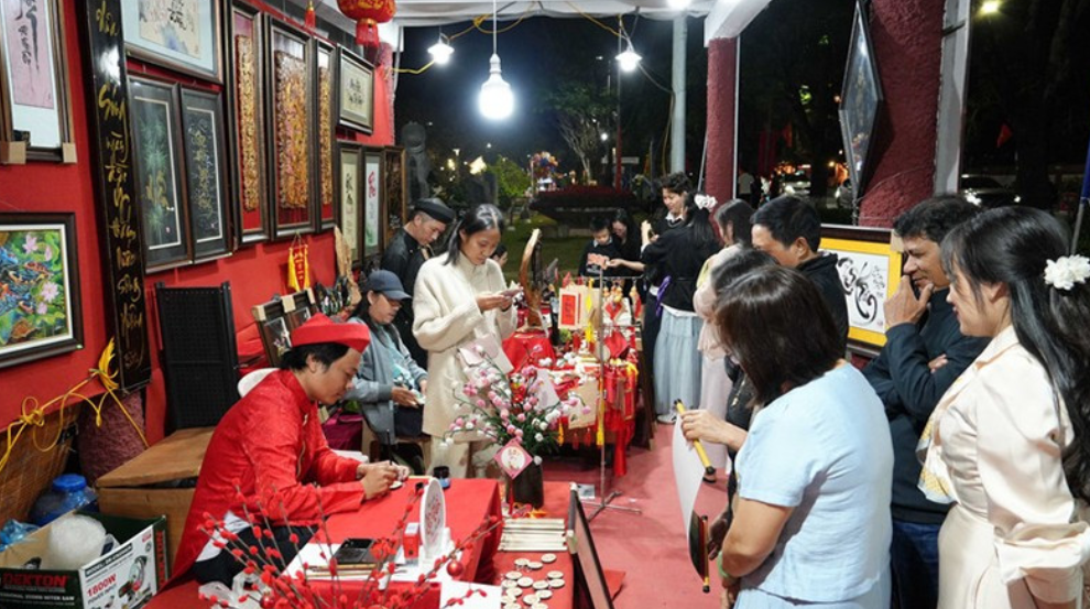 Лунный Новый год: Туризм Вьетнама набирает обороты, принято 14 миллионов туристов Лунный Новый год: Туризм Вьетнама набирает обороты, принято 14 миллионов туристов