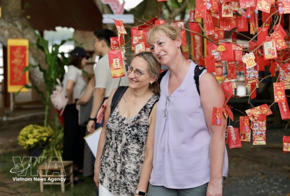 Лунный Новый год: Туризм Вьетнама набирает обороты, принято 14 миллионов туристов Лунный Новый год: Туризм Вьетнама набирает обороты, принято 14 миллионов туристов