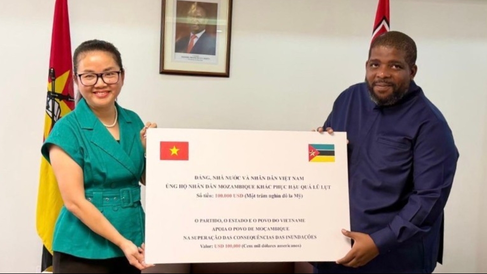 Вьетнам оказал Мозамбику помощь для ликвидации последствий наводнений