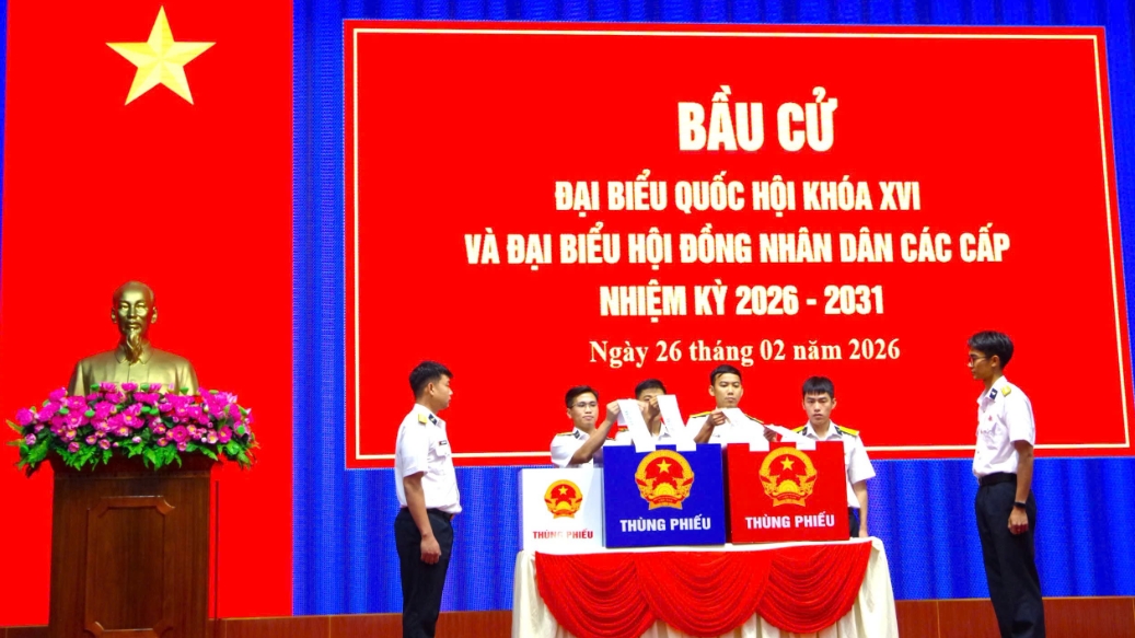 Организация досрочного голосования для сил, выполняющих задачи на море