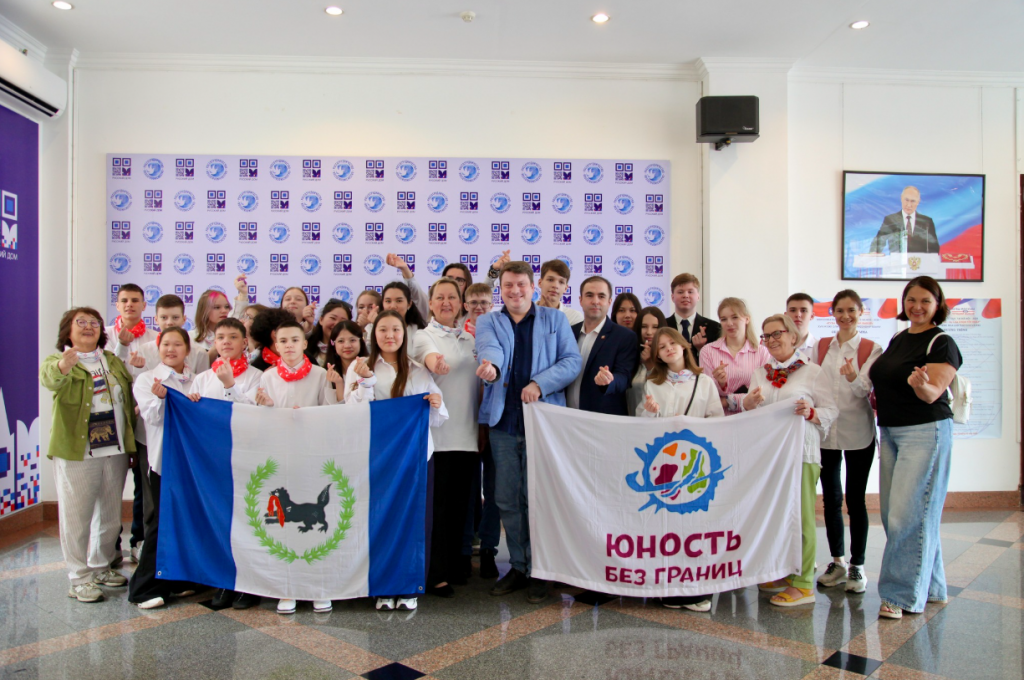 “Маленькие российские дипломаты” прибыли во Вьетнам