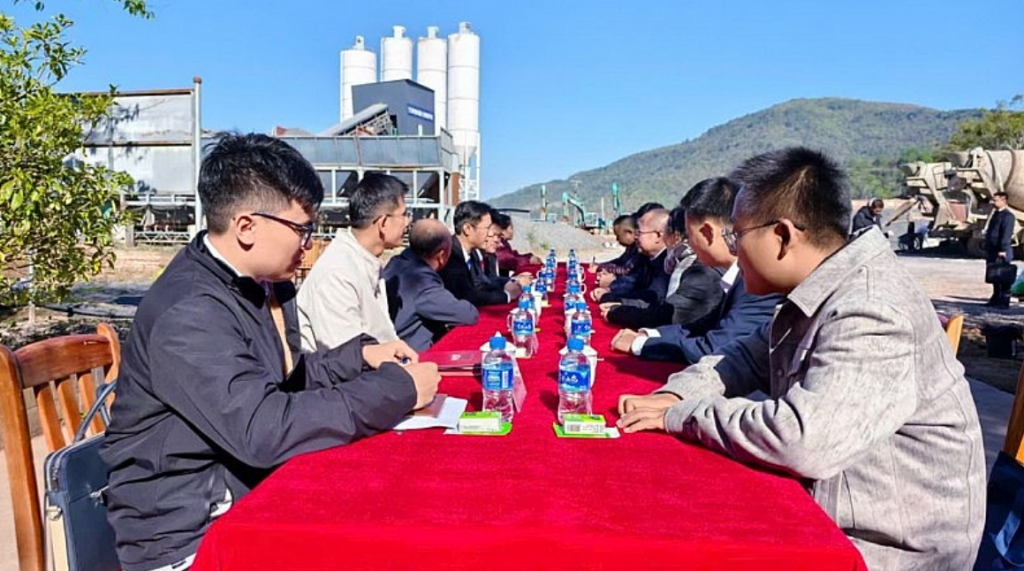 Коммун Синтхау на пограничном стыке усиливает народную дипломатию