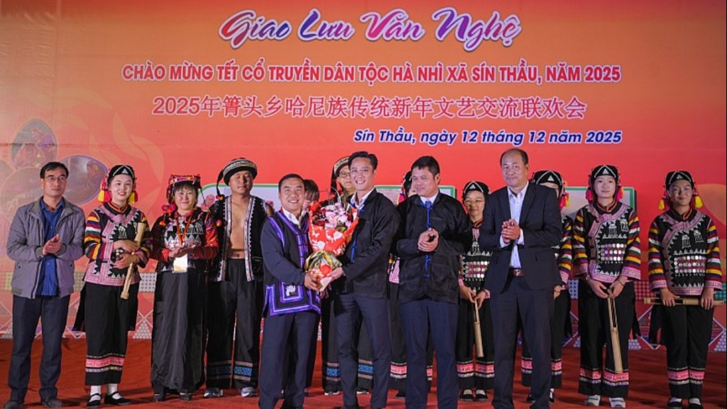 Коммун Синтхау на пограничном стыке усиливает народную дипломатию