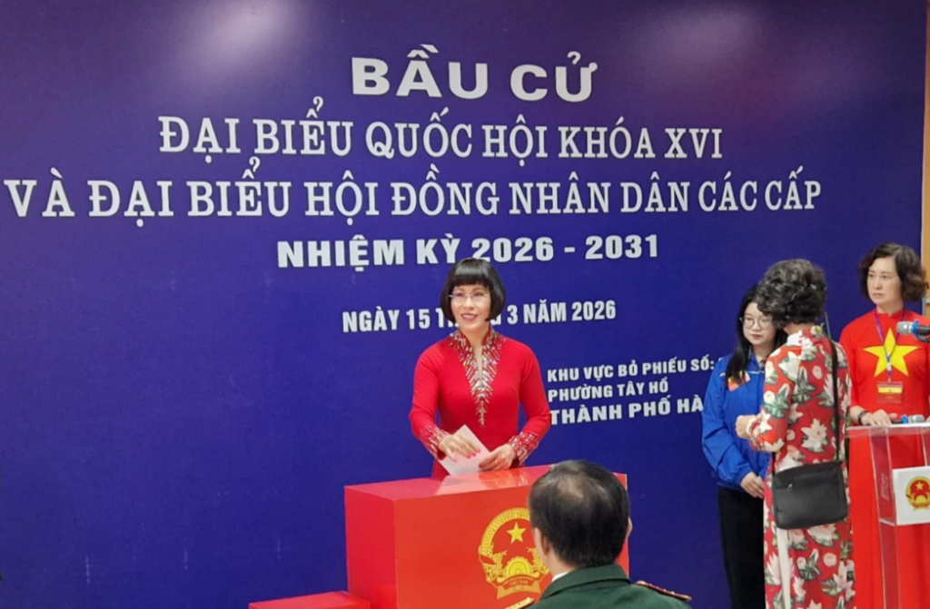 Из Европы на Родину, чтобы принять участие в национальном дне