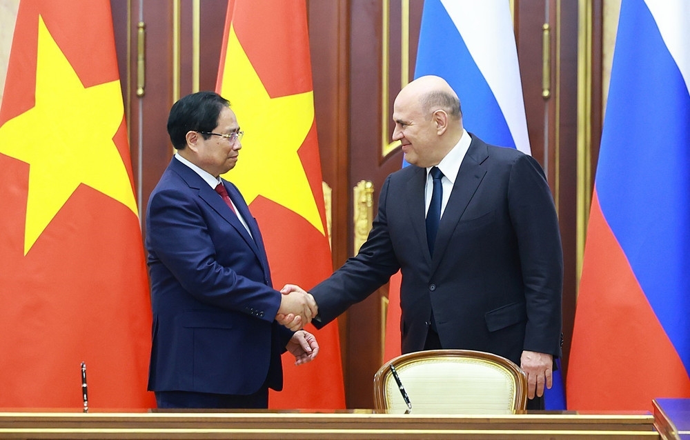 Церемония подписания соглашения о сотрудничестве в строительстве атомной электростанции между Вьетнамом и Россией