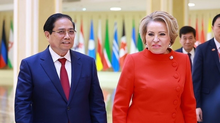 Премьер-министр Фам Минь Тьинь встретился с Председателем Совета Федерации России Валентиной Матвиенко