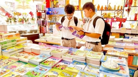 Бесплатные школьные учебники по всему Вьетнаму с 2029–2030 учебного года