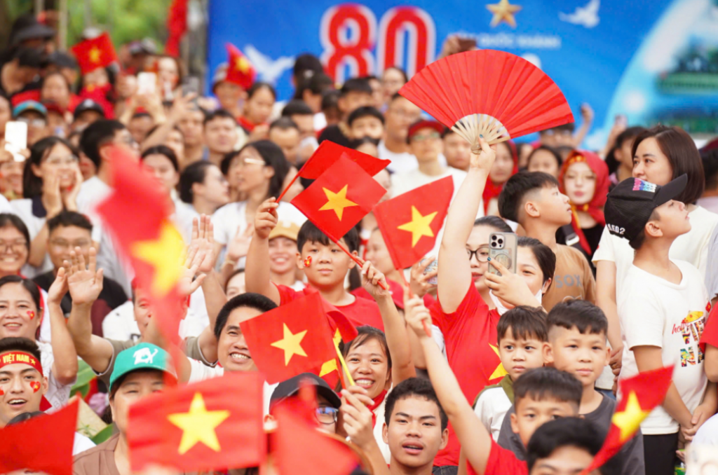 Новые сдвиги на основе укрепления «общественного согласия» Новые сдвиги на основе укрепления «общественного согласия»