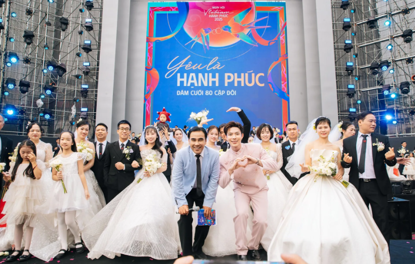 Новые сдвиги на основе укрепления «общественного согласия» Новые сдвиги на основе укрепления «общественного согласия»