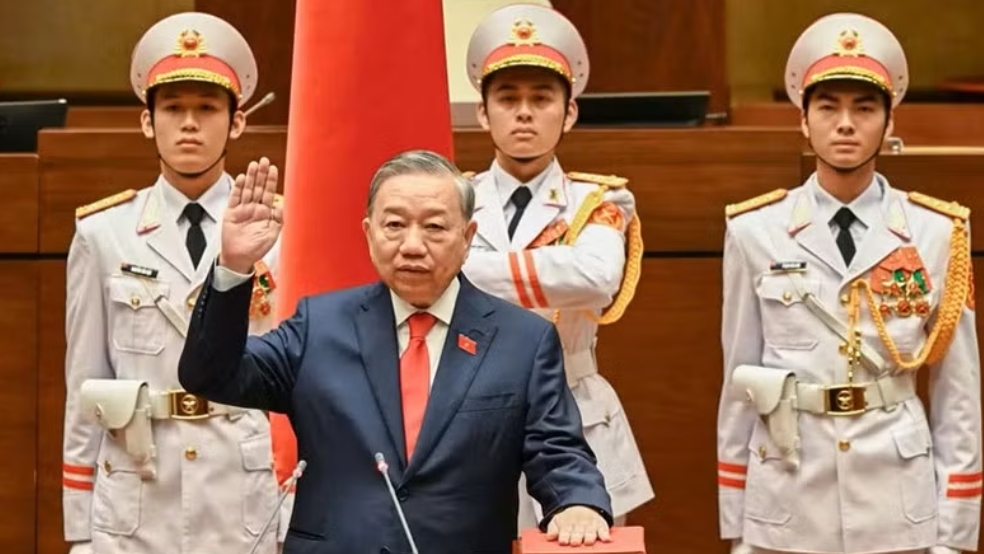 Генеральный секретарь ЦК КПВ То Лам избран Президентом Вьетнама