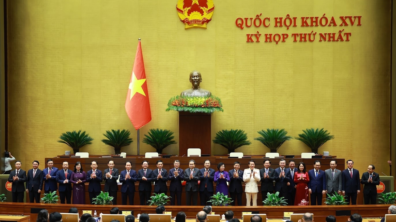 Вьетнамцы за рубежом поддерживают и выражают доверие новому руководству