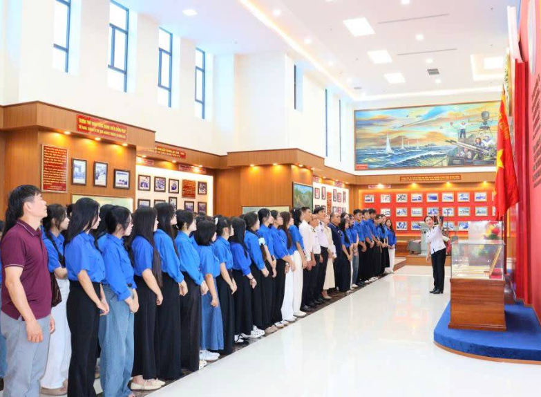 Распространение любви к Родине и морским рубежам Отечества