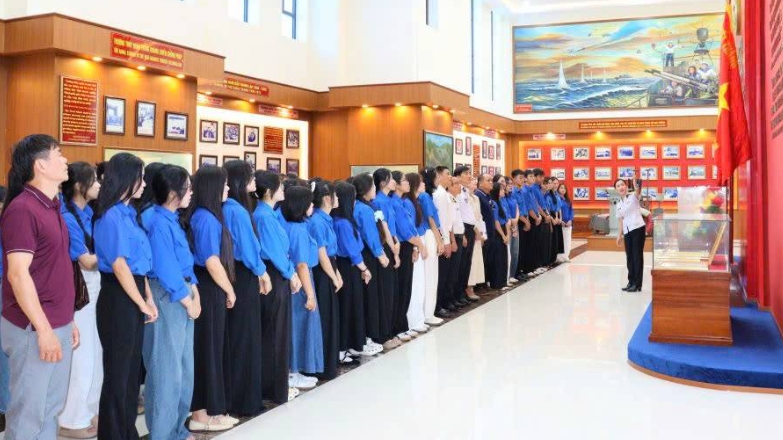 Распространение любви к Родине и морским рубежам Отечества