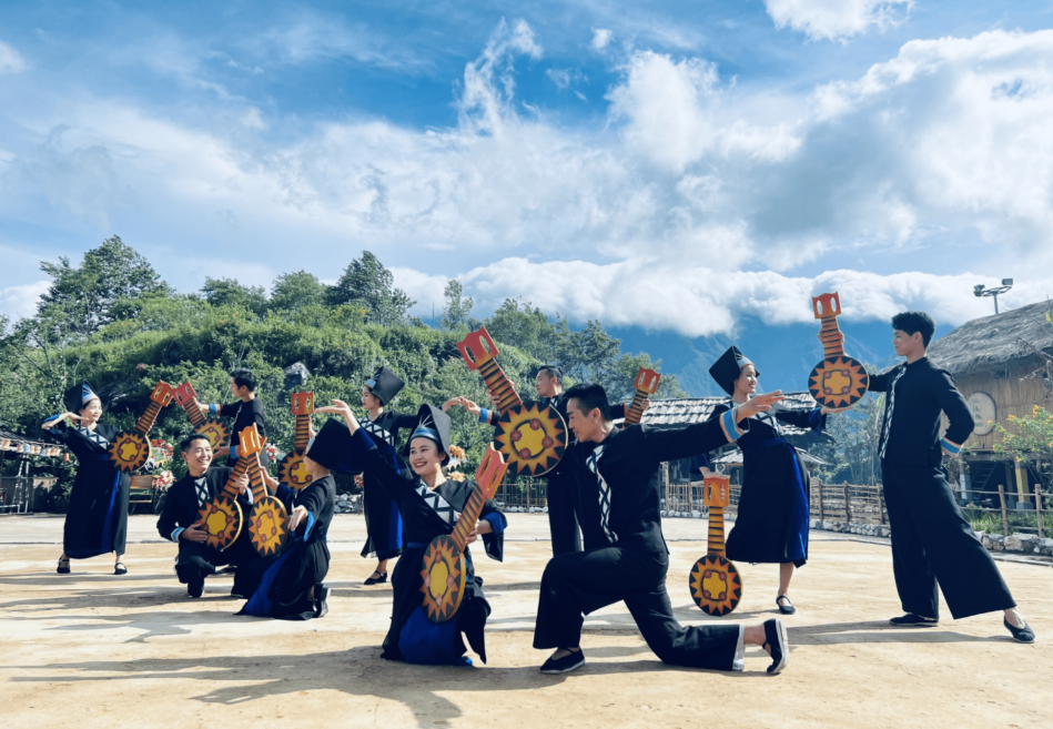 Деревня «Банмэй» — пространство, где этнические общины живут вместе Деревня «Банмэй» — пространство, где этнические общины живут вместе