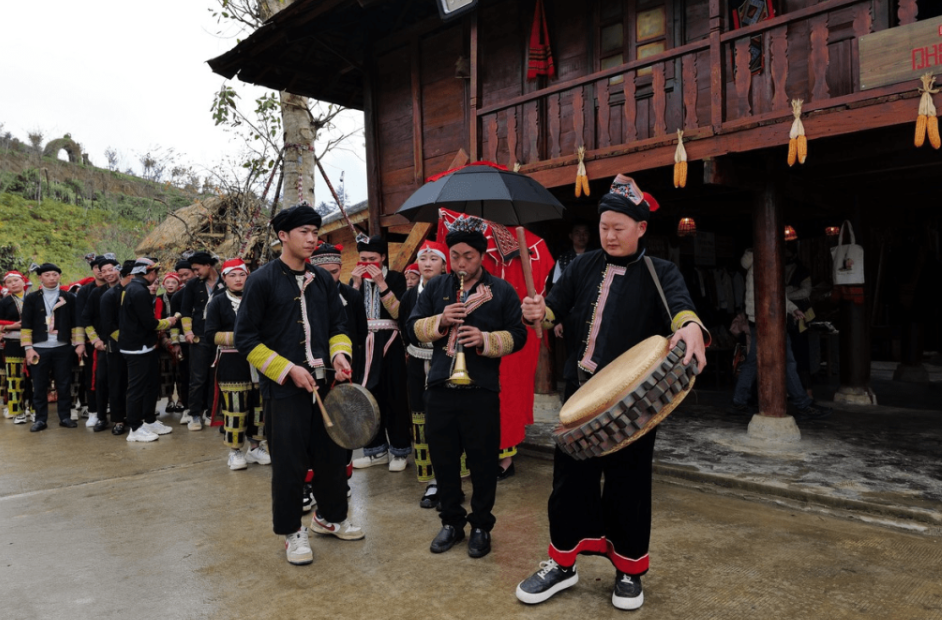 Деревня «Банмэй» — пространство, где этнические общины живут вместе Деревня «Банмэй» — пространство, где этнические общины живут вместе