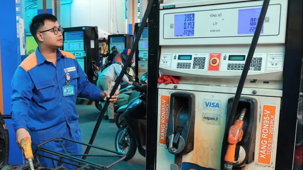 Первая сессия НС XVI созыва: обсуждение уровня налогов на бензин, нефтепродукты и авиационное топливо