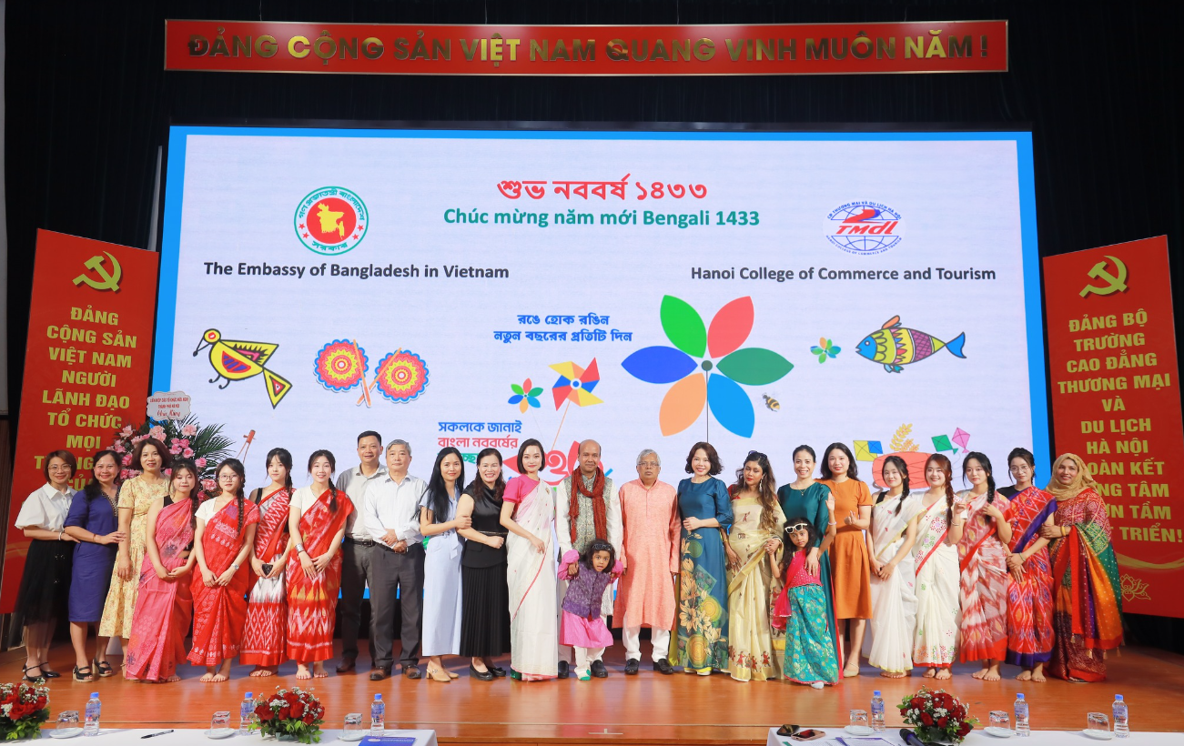 Погружение в атмосферу традиционного бангладешского Нового года в Ханое