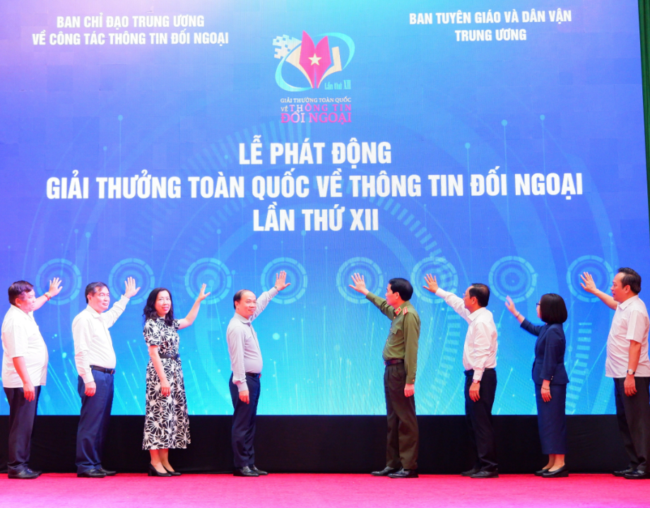 Запуск XII Всевьетнамской премии по внешнеполитической информации