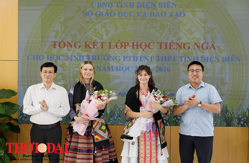 Дьенбьен: 50 учащихся из числа этнических меньшинств завершили 1-й курс русского языка
