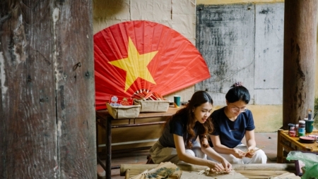 Старый квартал Ханоя в дни 30 апреля — оживлённое культурное пространство