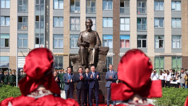 Неделя Вьетнама началась в Санкт-Петербурге