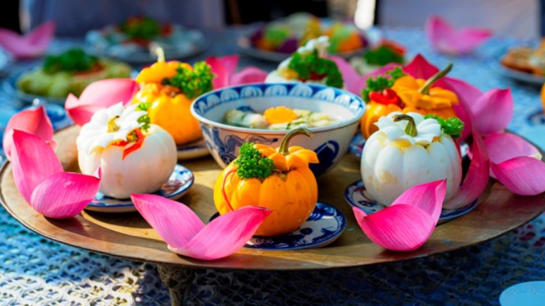 Вегетарианская кухня Хюэ: от буддийских корней к современным кулинарным шедеврам