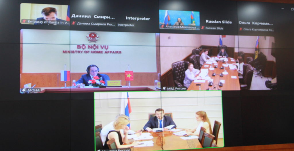 Вьетнам и РФ продвигают создание правовой базы для сотрудничества по трудовой миграции