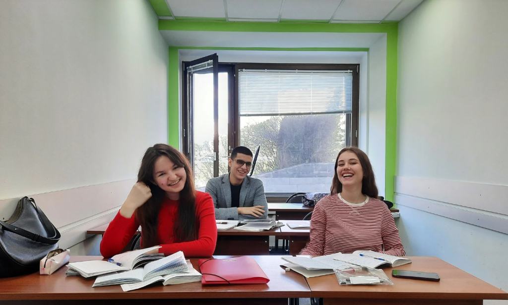 Российская преподавательница и любовь к вьетнамскому языку, начавшая с командировки отца