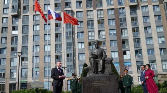 Губернатор Санкт- Петербурга поздравил Вьетнаму с 80-летием Дня Независимости, высоко оценив роль народной дипломатии
