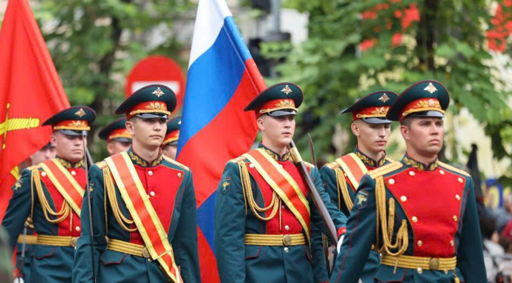Российский военнослужащий выразил благодарность вьетнамцам и пожелание “обнять каждого”