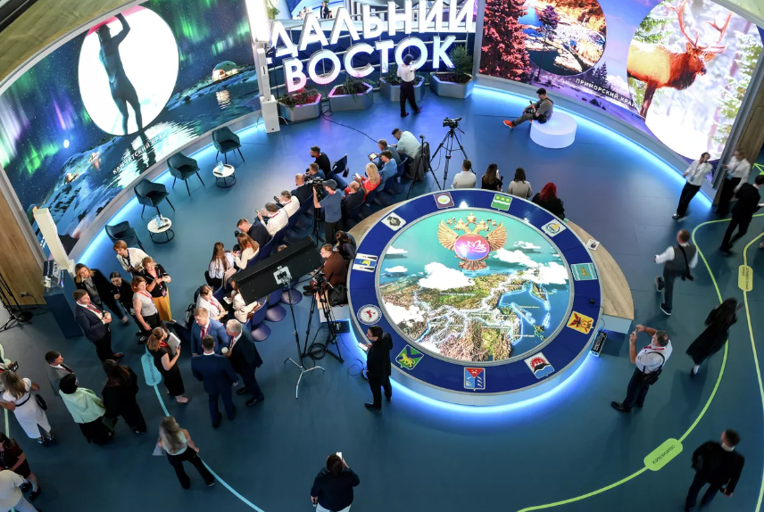 ВЭФ-2025: Вьетнам содействует построению устойчивого образования