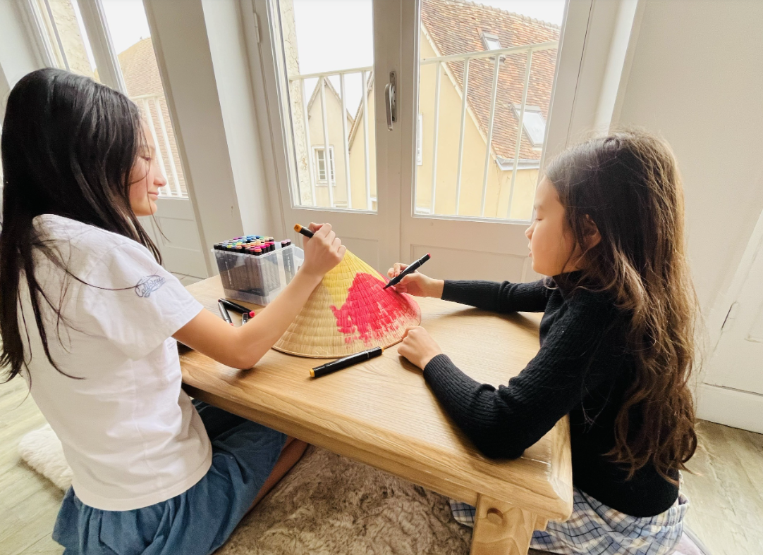 В Шартре (Франция) учат детей говорить на родном языке В Шартре (Франция) учат детей говорить на родном языке