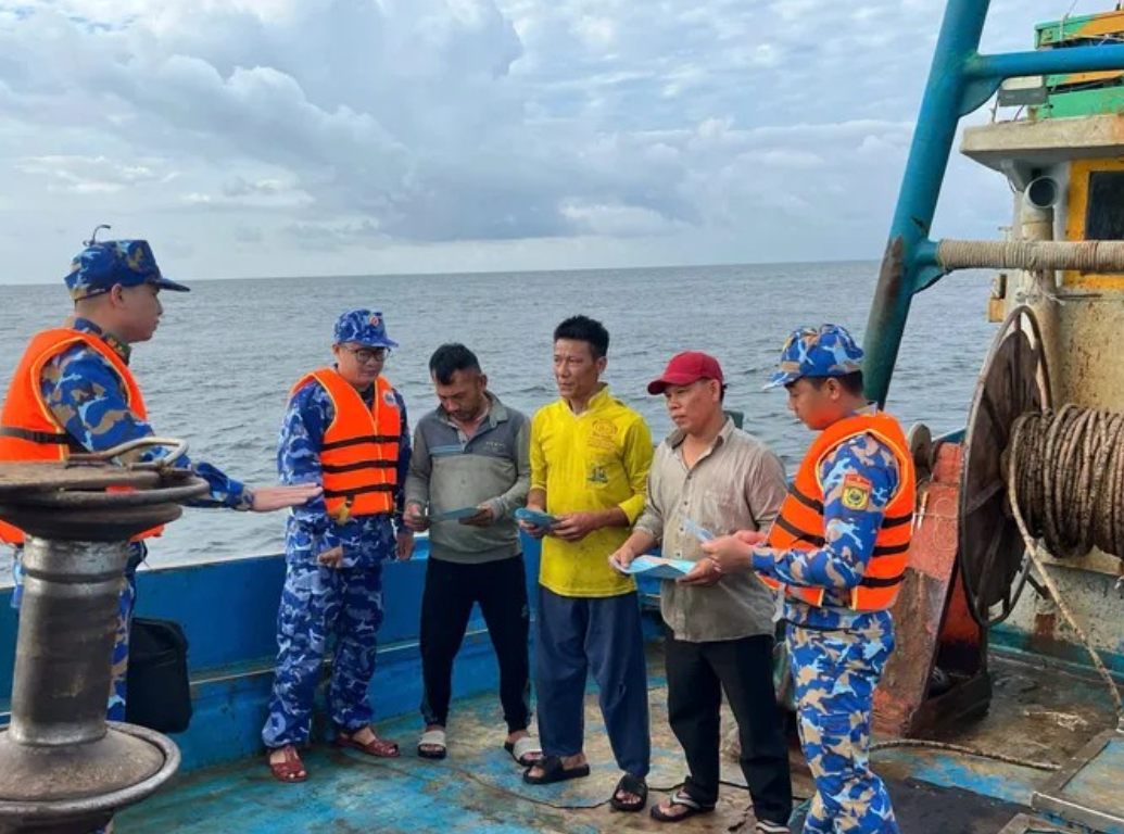 Распространение правовых знаний среди рыбаков города Хошимин направлено на полное предотвращение ННН-рыболовства Распространение правовых знаний среди рыбаков города Хошимин направлено на полное предотвращение ННН-рыболовства