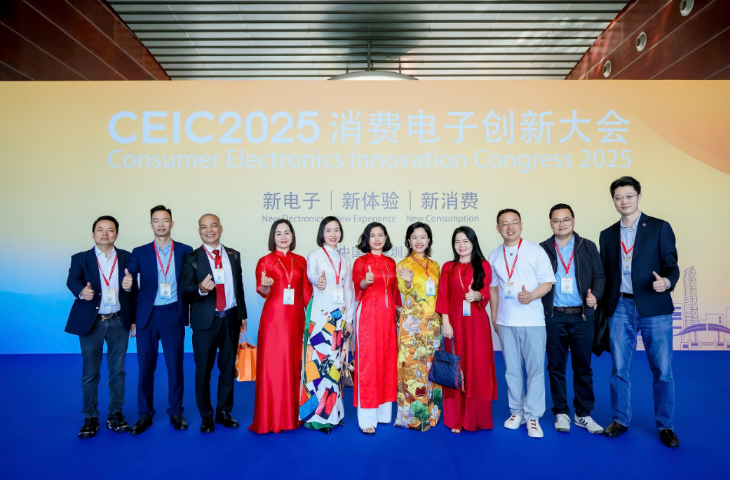 Доктор наук Ча Ми, председатель Ассоциации вьетнамских предпринимателей в Китае: «Контакты между народами — самая прочная основа для укрепления дружбы» Доктор наук Ча Ми, председатель Ассоциации вьетнамских предпринимателей в Китае: «Контакты между народами — самая прочная основа для укрепления дружбы»