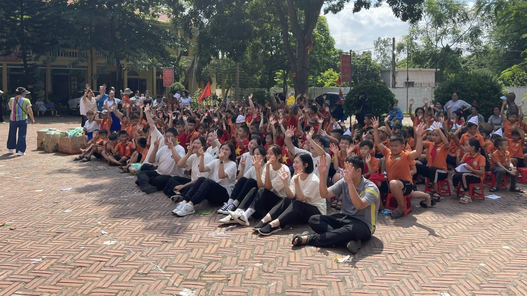 Г. Хайфон: Содействие деятельности народной дипломатии в проекты иностранных НПО