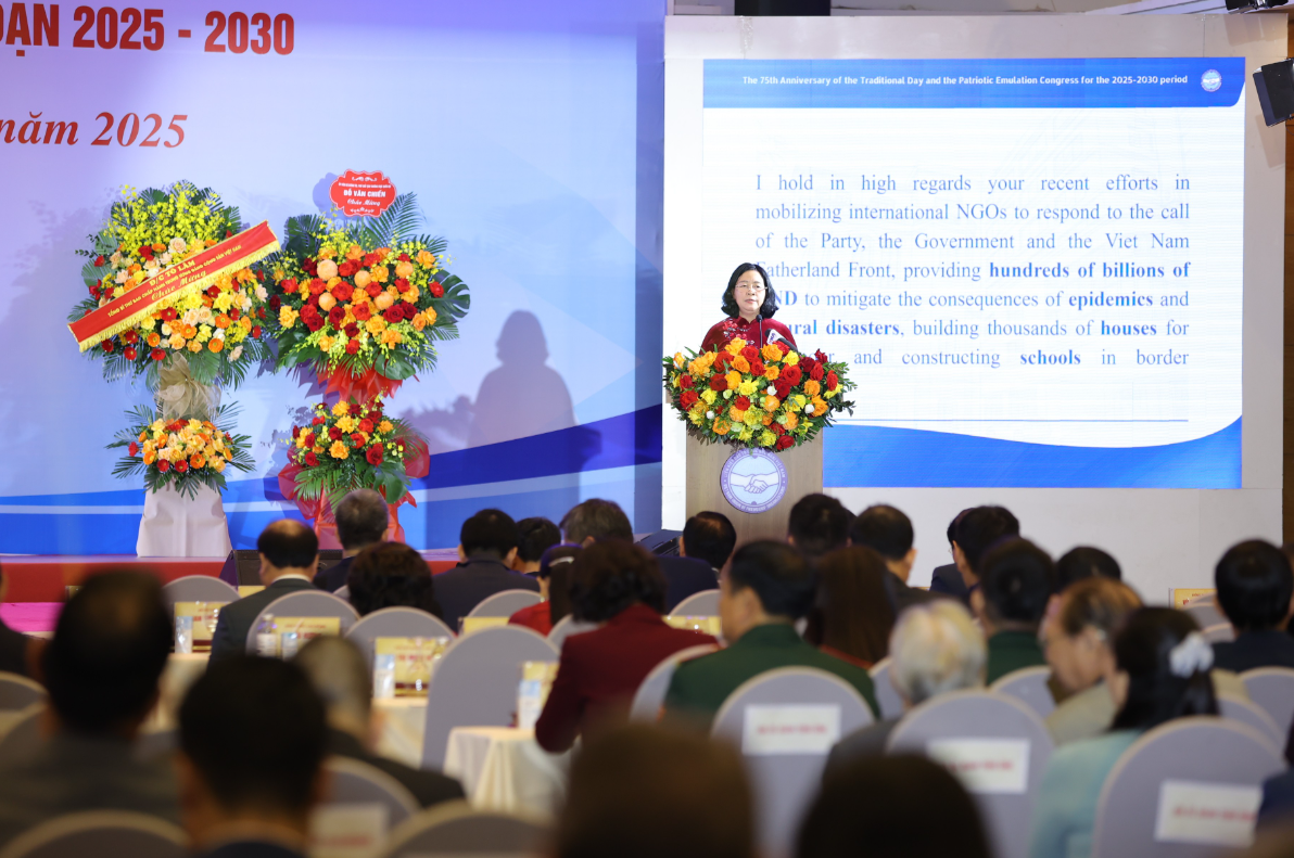 Союз обществ дружбы Вьетнама торжественно отметил 75-летие Традиционного дня и провёл Патриотическое движение этапа 2025–2030 гг