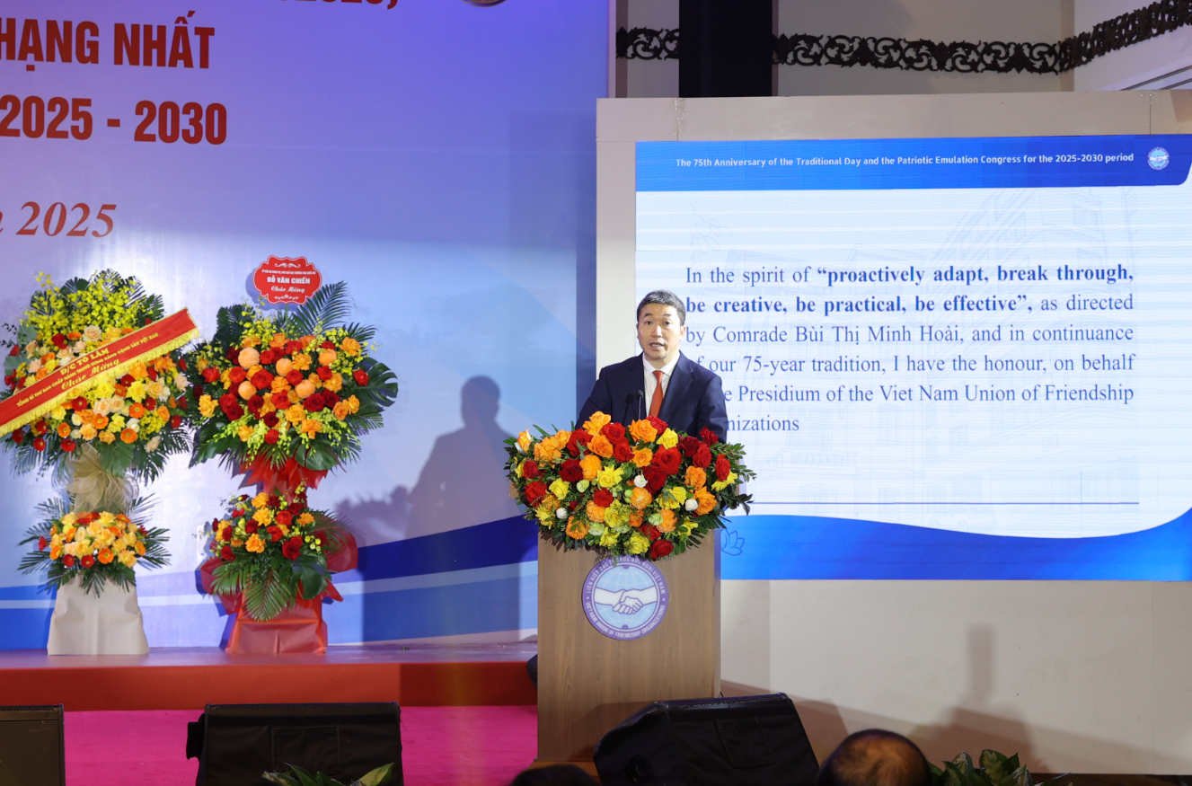 Союз обществ дружбы Вьетнама торжественно отметил 75-летие Традиционного дня и провёл Патриотическое движение этапа 2025–2030 гг