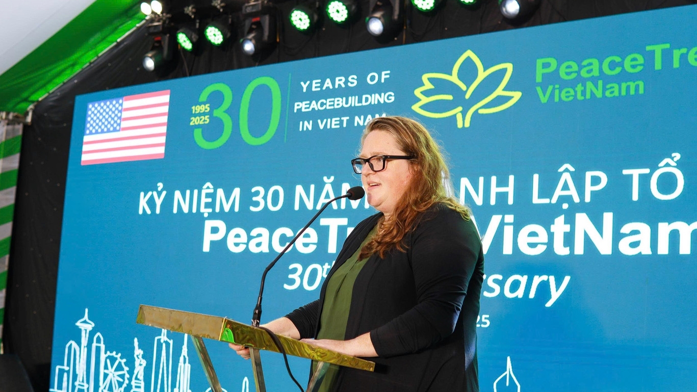 PeaceTrees Vietnam﻿: Способствуя заживлению ран войны, взращивая будущее развития