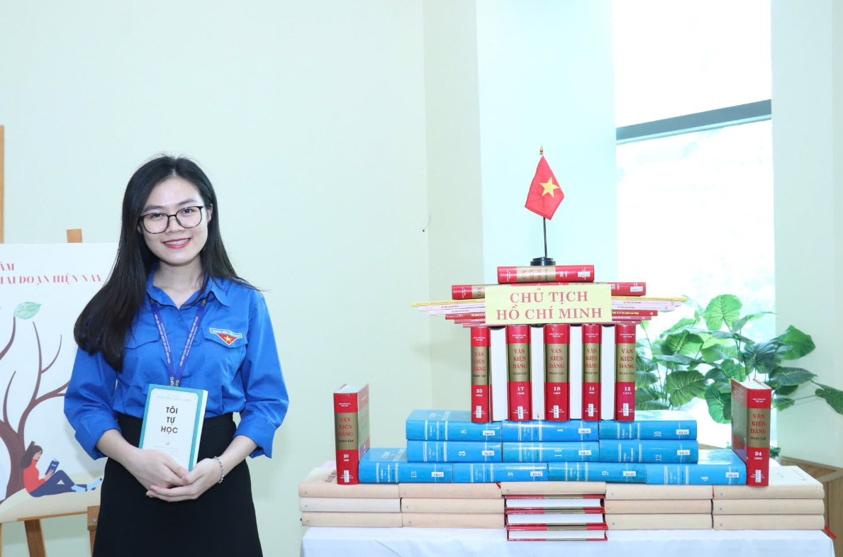 Сохранение и развитие 75-летней традиции: ответственность и гордость молодого поколения Союза обществ дружбы Вьетнама Сохранение и развитие 75-летней традиции: ответственность и гордость молодого поколения Союза обществ дружбы Вьетнама