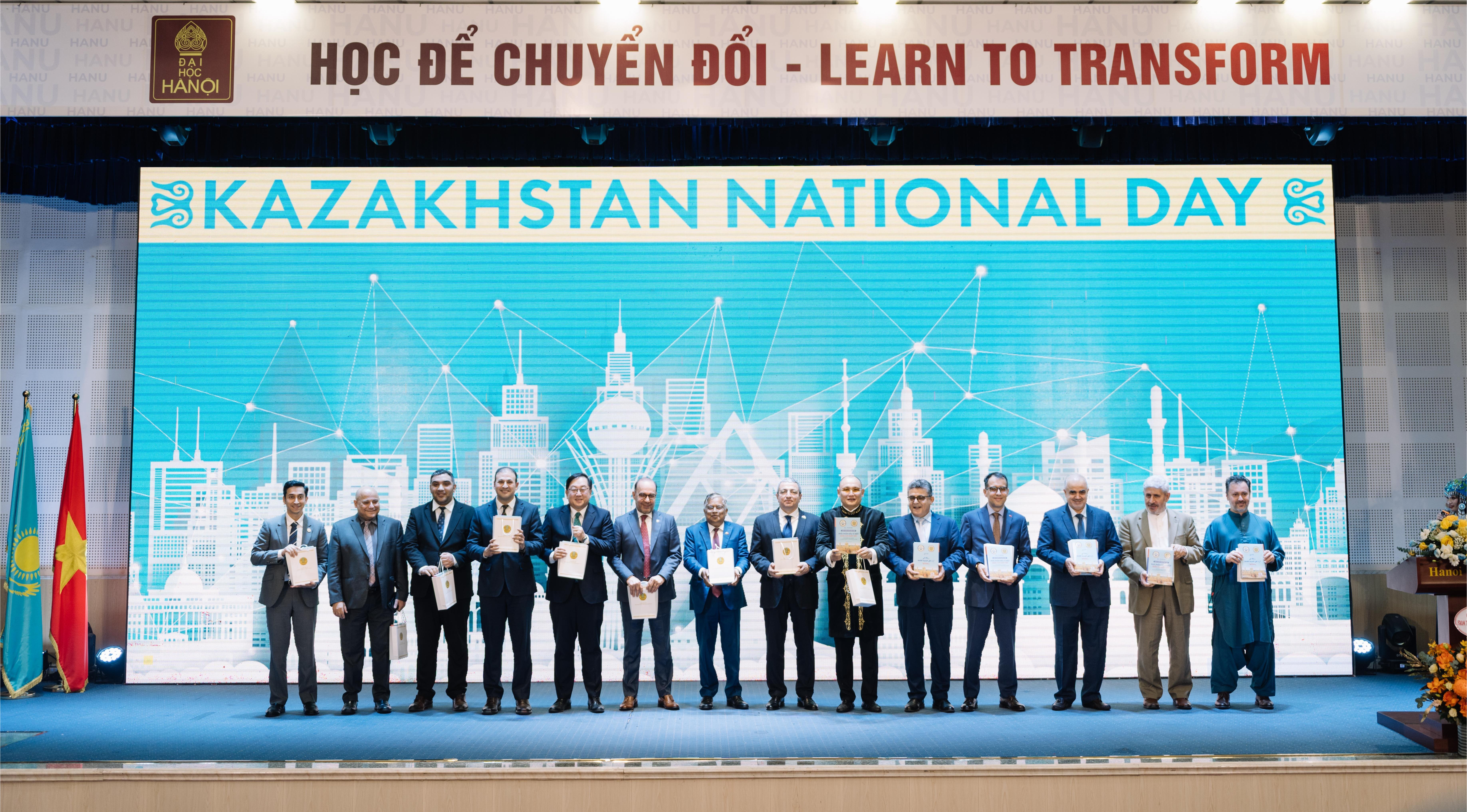 Отмечено 35-летие Дня независимости Республики Казахстан Отмечено 35-летие Дня независимости Республики Казахстан