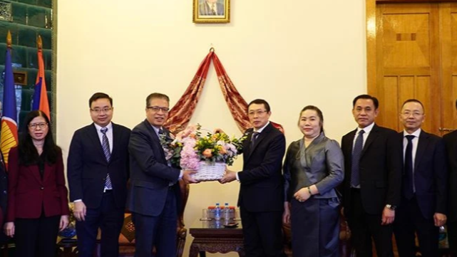 Посольство Вьетнама в России поздравило Лаос с 49-м Национальным днём