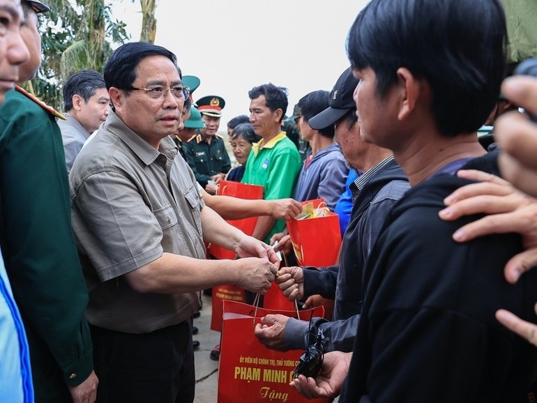 Премьер-министр Фам Минь Тьинь поддержал жителей в провинции Даклак