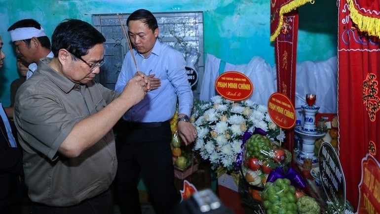 Премьер-министр Фам Минь Тьинь поддержал жителей в провинции Даклак