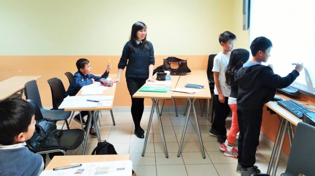 Доктор наук Хоанг Тхи Хонг Ха: посланница вьетнамского языка из Парижа Доктор наук Хоанг Тхи Хонг Ха: посланница вьетнамского языка из Парижа