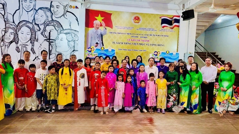 «Маяк» в сохранении вьетнамского языка в Удонтхани (Таиланд) «Маяк» в сохранении вьетнамского языка в Удонтхани (Таиланд)