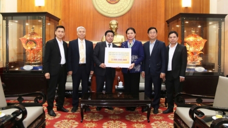 Вьетнамцы в РФ пожертвовала 2,5 млрд донгов на помощь пострадавшим от стихийных бедствий