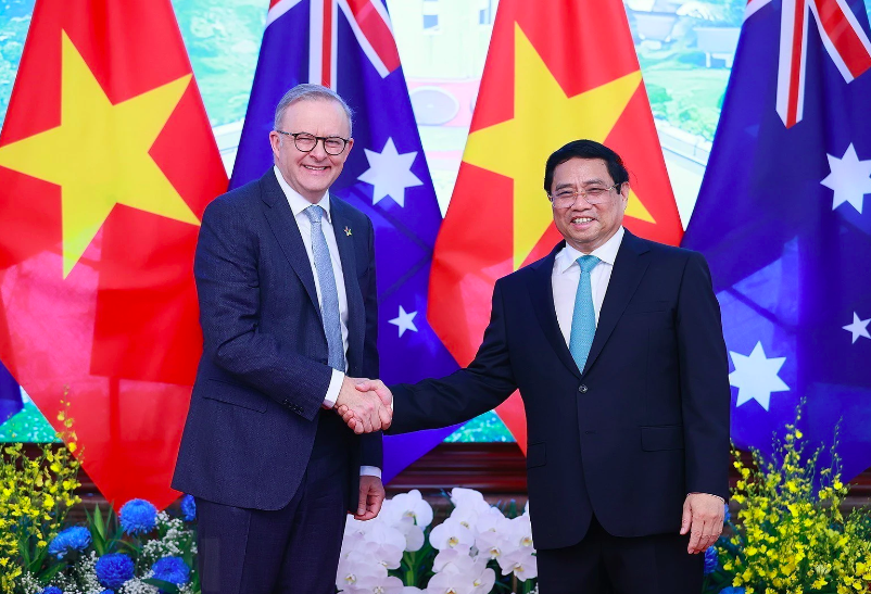 Премьер-министр СРВ Фам Минь Тинь и премьер-министр Австралии Энтони Альбанезе. Фото: Зыонг Занг / ВИА