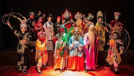 Искусство вьетнамской оперы «хат бой» представлено в Google Arts & Culture