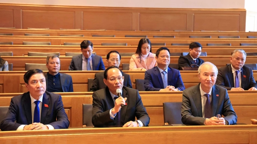 Парламентское сотрудничество Вьетнама и Швейцарии и связи между населенными пунктами двух стран
